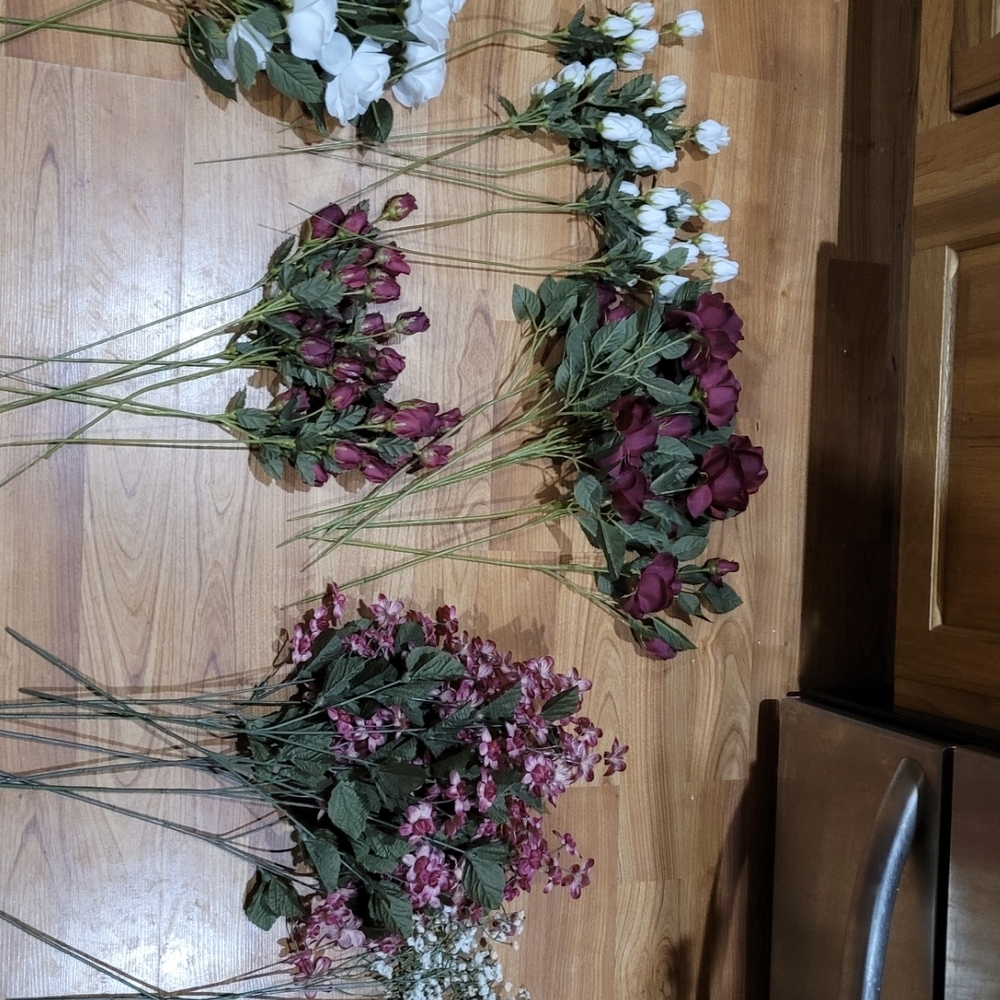 Elegant Floral Arrangement with Burgundy and White Accents